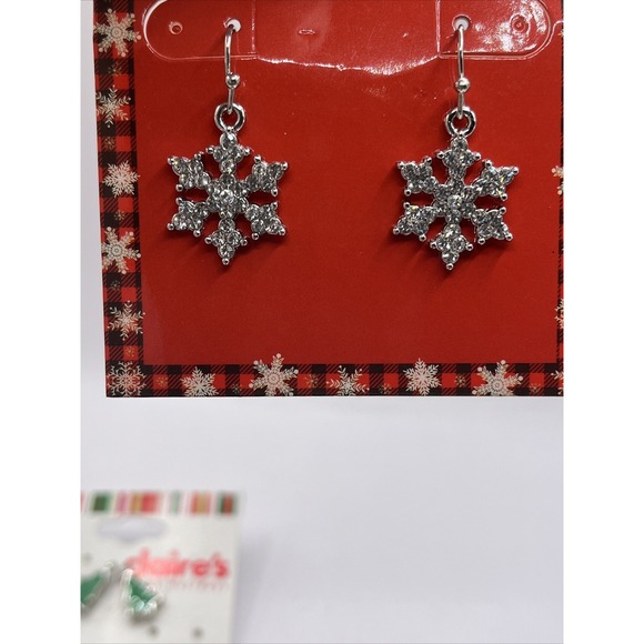 Christmas Earrings 3 Pack- Christmas Tree, Santa, Snowflake‎ - Picture 3 of 4